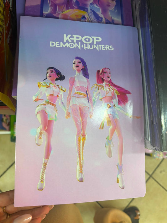 K-POP Demon Hunters  PACCO 10 QUADERNI QUADRETTONI